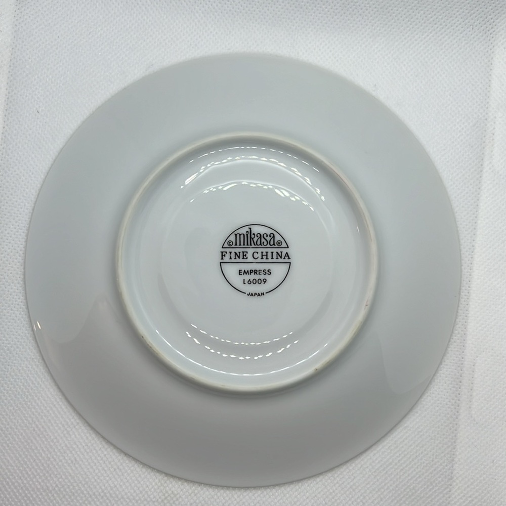 MIKASA EMPRESS FOOTED TEACUP AND SAUCER FINE CHINE VINTAGE L6009 - Picture 12 of 14